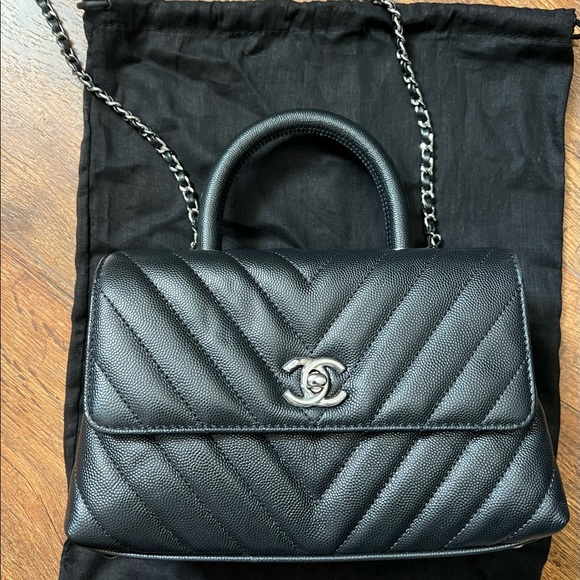Chanel small/ mini coco chevron handle bag - Picture 4 of 10